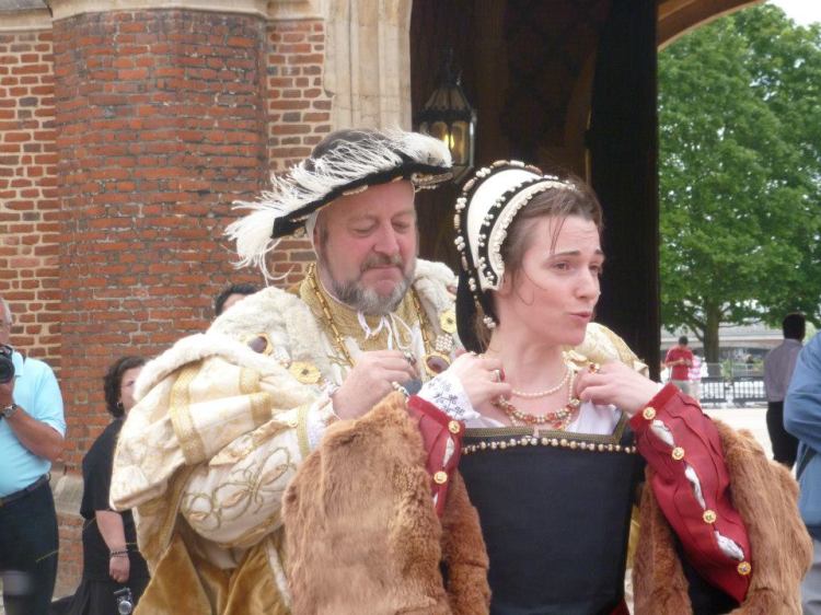 430234_3915591161554_147519135_n